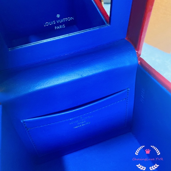 Louis Vuitton Bleecker Box - Picture 6 of 6